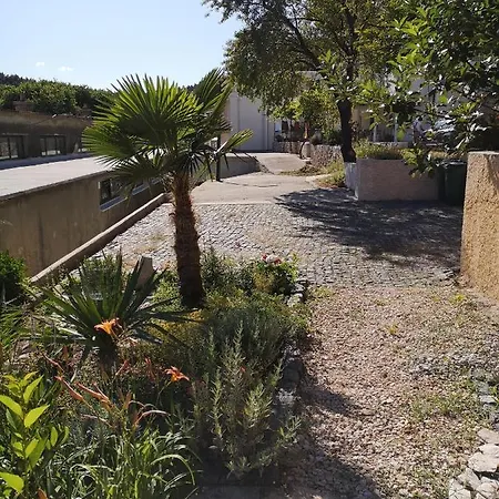 Mare Pensión Drvenik (Split-Dalmatia)