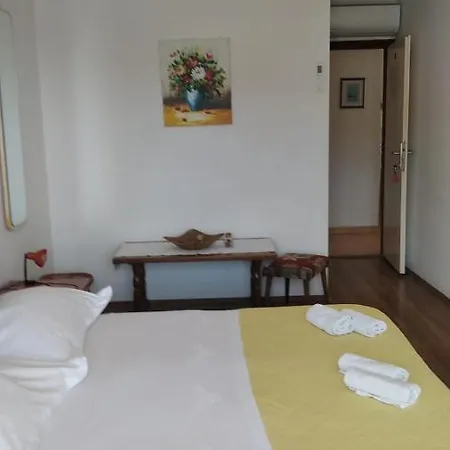 Mare ドルヴェニク