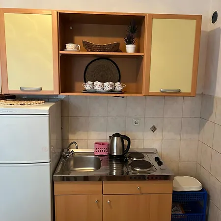 Mare Pensión Drvenik (Split-Dalmatia)